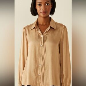 NWT women’s   Blouse